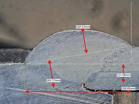 Osservazione di un taglio di saldatura ad arco